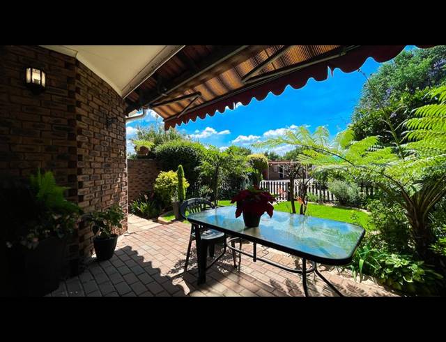 2 BEDROOM SIMPLEX FOR SALE IN EDENVALE CENTRAL